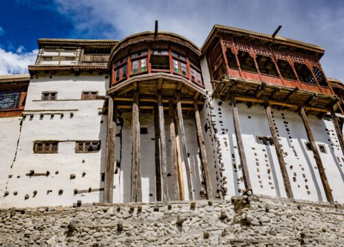 5 Days Luxury Hunza Honeymoon Tour Package