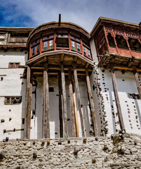 5 Days Luxury Hunza Honeymoon Tour Package